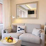 Modern eingerichtete, komfortable 2-Zimmer-Wohnung im 2. OG (Fahrstuhl vorh.)