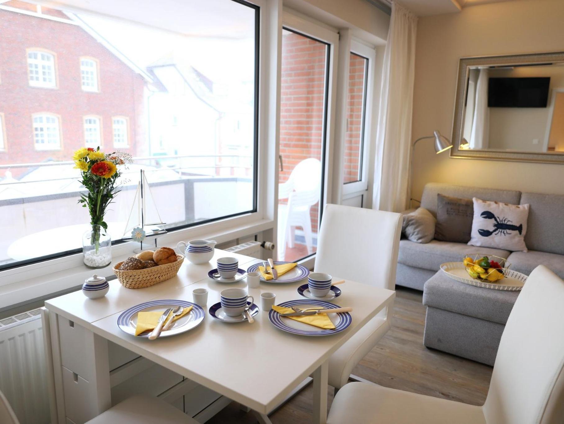 Modern Eingerichtete, Komfortable 2-zimmer-wohnung Im 2. Og Apartment Westerland