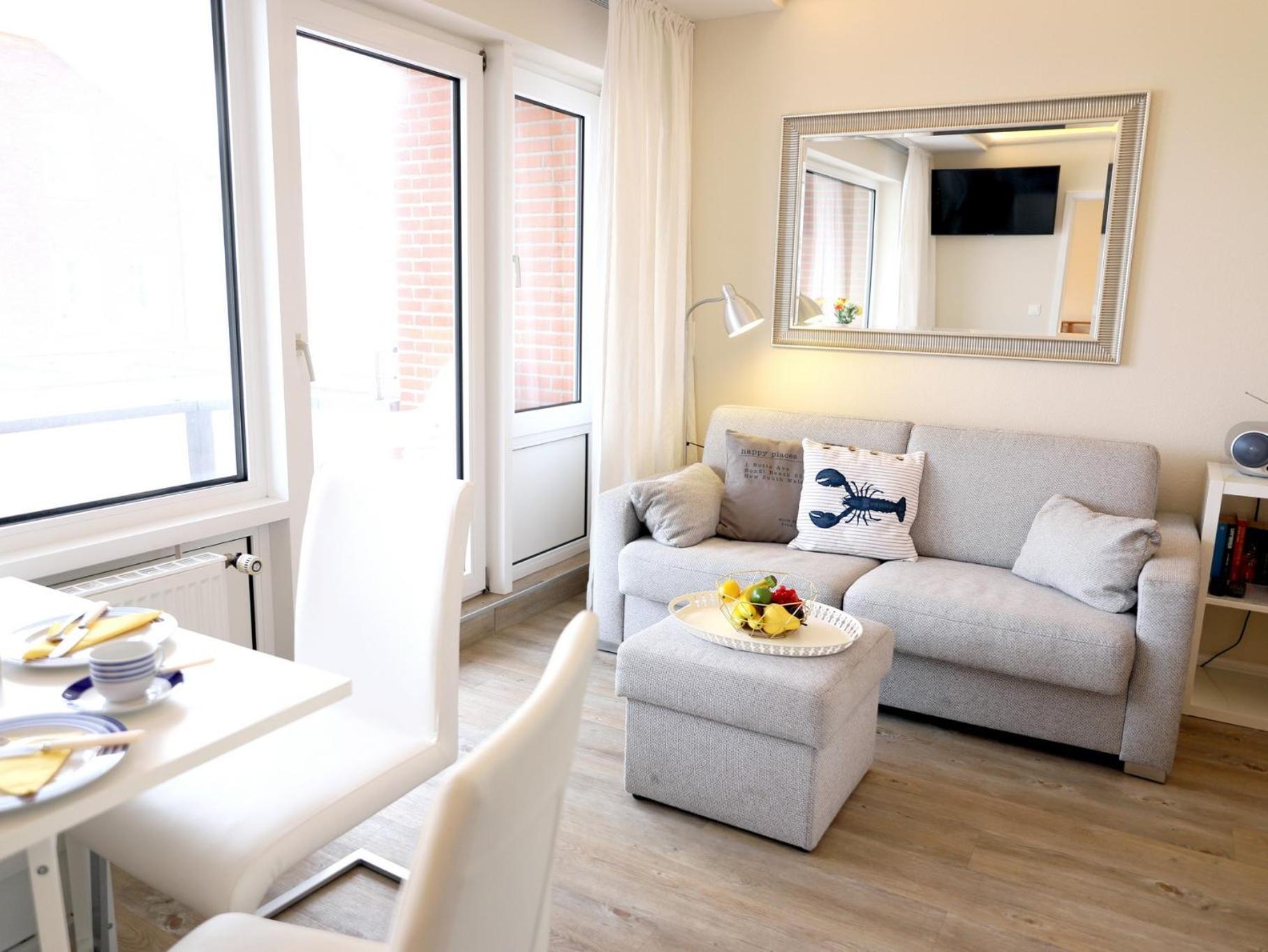 Apartment Modern Eingerichtete, Komfortable 2-zimmer-wohnung Im 2. Og *